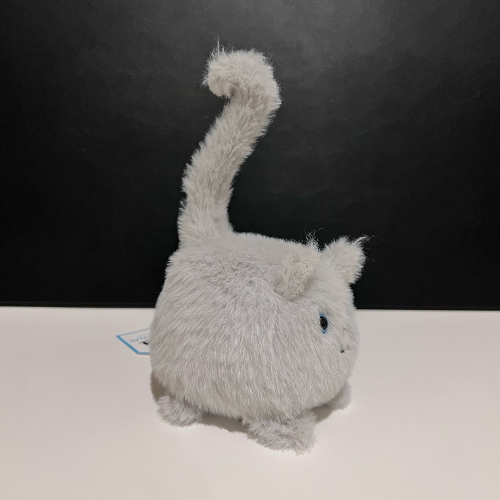 AUTHENTIC‼️ NWT Jellycat light grey kitten Caboodle cat- Retired- FAST SHIPPING - Picture 3 of 7